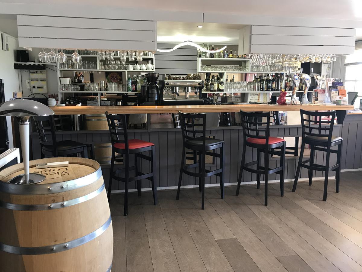 克朗乐维厄洛吉酒店 Clam 外观 照片
